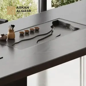 مكتب مع كرسي بتصميم ريفي