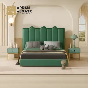 سرير بتصميم هولستر مع 2 كومودينة شيك