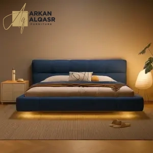سرير منخفض مع إضاءة بتصميم عصري وجودة عالية