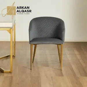 طاولة سفرة 12 مقعدًا بسطح زجاجي