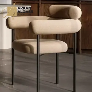 كرسي طاولة طعام بتصميم مريح