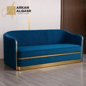 طقم كنب بلمسة ذهبية فاخرة