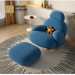 كرسي استرخاء بتصميم عصري مع مسند للقدم