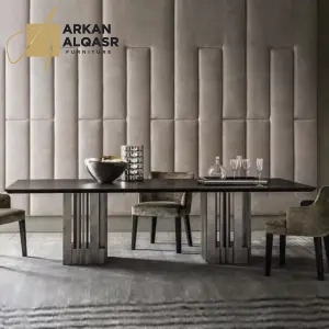 طاولة طعام فاخرة للمناسبات